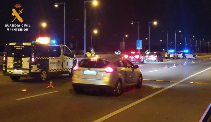Control de la Guardia Civil en Zaragoza.
