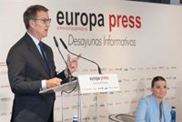 Feijóo alerta de que el nacionalismo lleva a "un horizonte similar al de los Balcanes" y defiende el autonomismo cordial