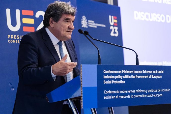 El ministro de Inclusión, Seguridad Social y Migraciones en funciones, José Luis Escrivá