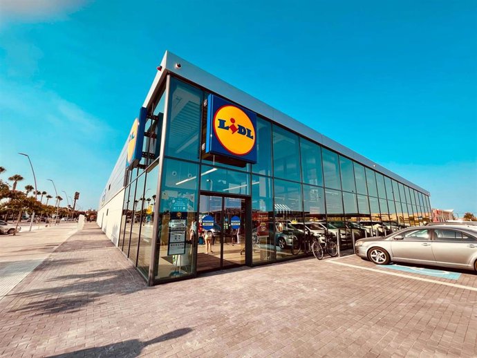 Archivo - Tienda de Lidl en Andalucía.