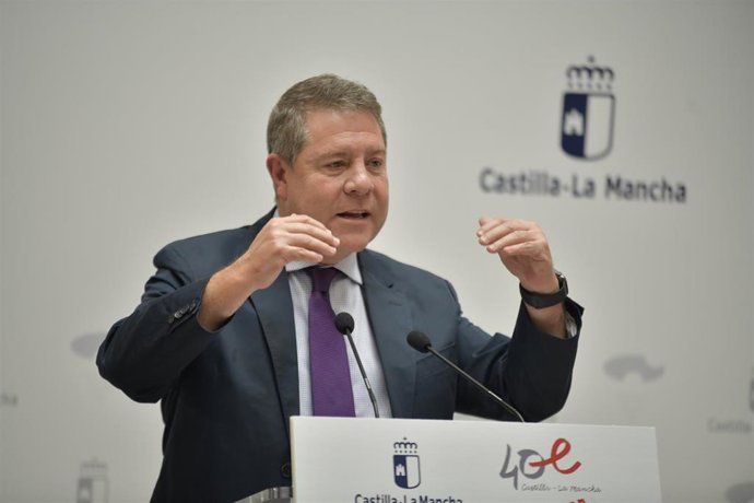 Archivo - El presidente de Castilla-La Mancha, Emiliano García-Page, en una foto de archivo