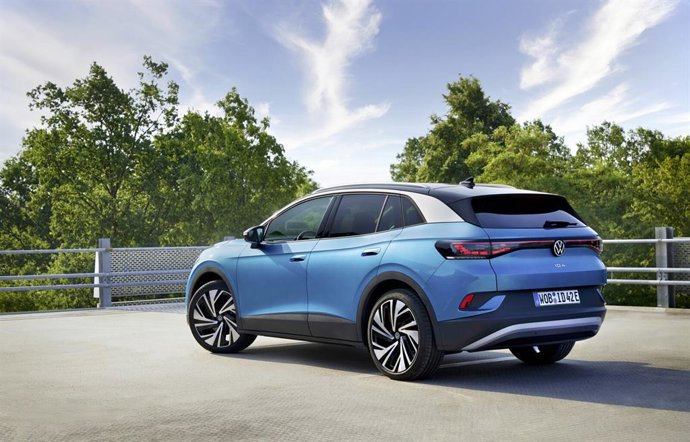 Volkswagen lanza el ID.4 y el ID.5 con actualización en infoentretenimiento y propulsor eléctrico.