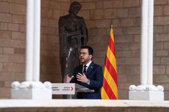 El presidente de la Generalitat, Pere Aragons, desde la Galeria Gtica.