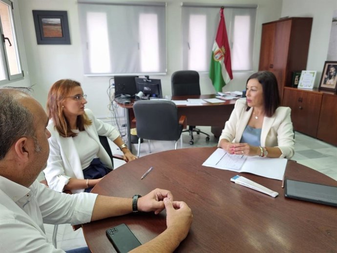 La diputada de Cohesión Territorial en Cantillana