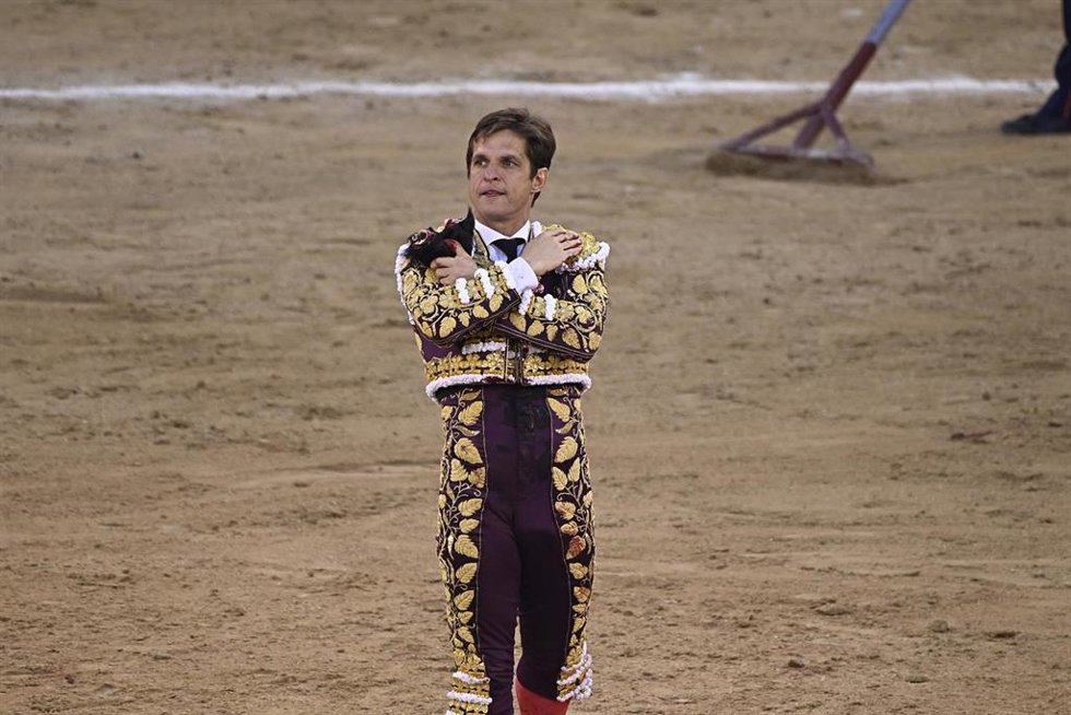 Julián López 'El Juli' durante su corrida de despedida de Madrid en la plaza de toros de Las Ventas, a 30 de septiembre de 2023, en Madrid (España).