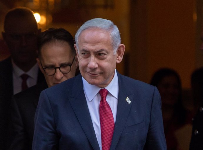 Archivo - March 24, 2023, London, England, United Kingdom: Prime Minister of  Israel BENJAMIN NETANYAHU is see leaving 10 Downing Street.