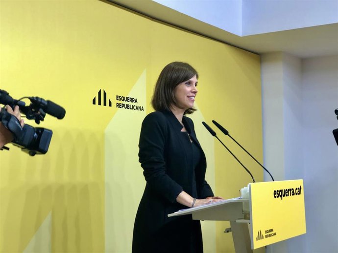 La secretaria general adjunta de ERC, Marta Vilalta, en rueda de prensa.