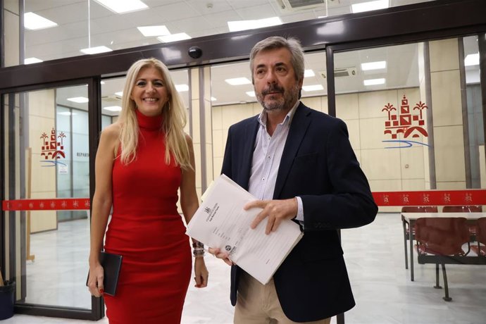 Miguel Ángel Torrico y Lourdes Morales.