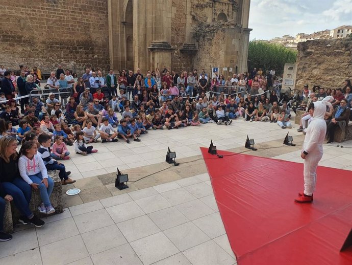 Actuación en las Ruinas de Santa María