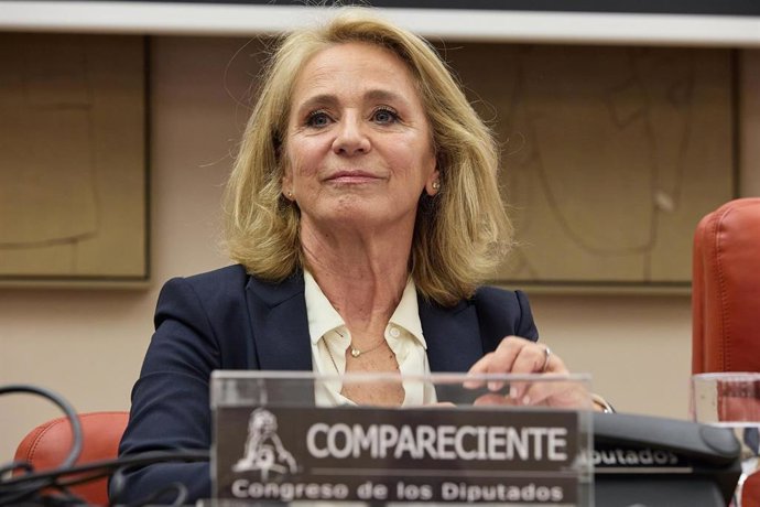 Archivo - La presidenta interina del Consejo de Administración RTVE, Elena Sánchez, durante la Comisión de Presupuestos, en el Congreso de los Diputados, a 19 de octubre de 2022, en Madrid (España). 
