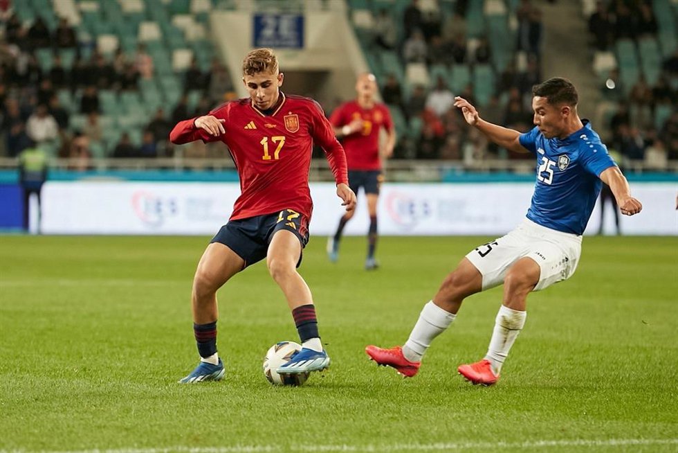 Fermín López en el partido ante Uzbekistán Sub-23.