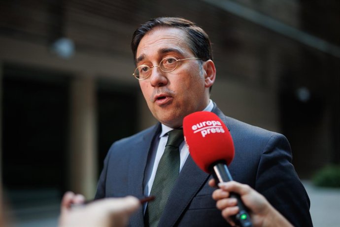 El ministro de Asuntos Exteriores, Unión Europea y Cooperación en funciones, José Manuel Albares, durante una entrevista para Europa Press, a 10 de octubre de 2023, en Madrid (España). José Manuel Albares Bueno es un diplomático y político español que e