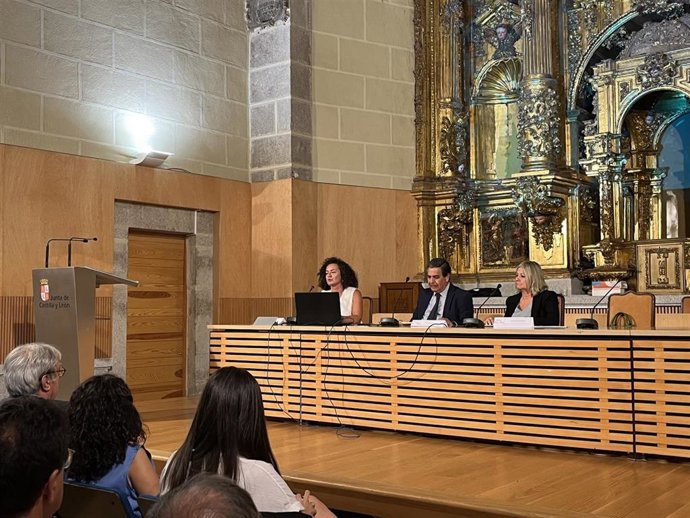 Cacyl celebra en Valladolid cursos para abogados del turno de violencia de género.
