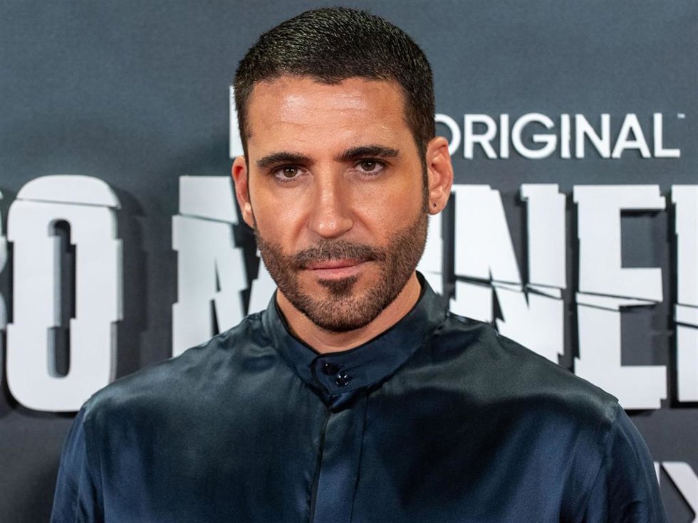 Miguel Ángel Silvestre durante el estreno de la nueva entrega de la serie dirigida por Álex de la Iglesia 30 Monedas