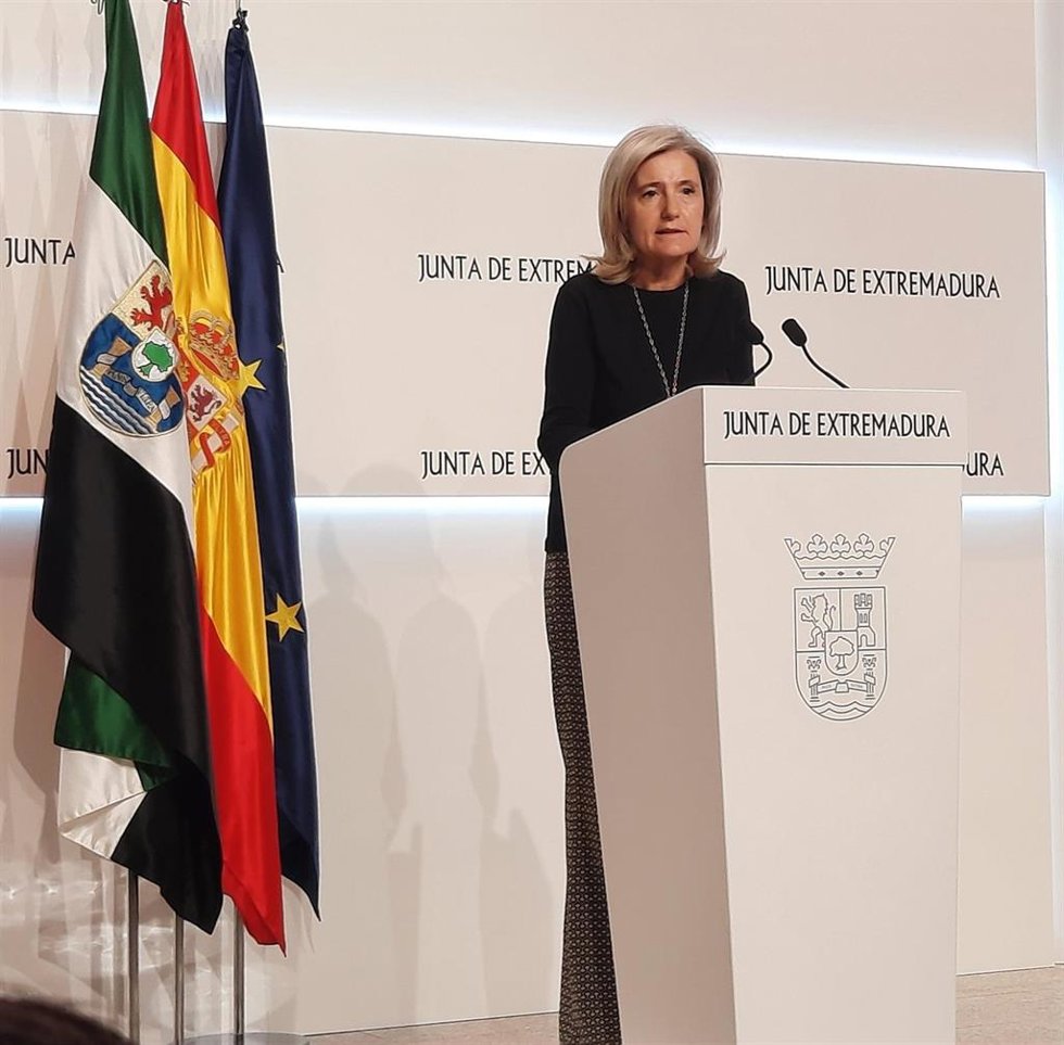 La portavoz de la Junta de Extremadura, Victoria Bazaga, en rueda de prensa tras el Consejo de Gobierno autonómico