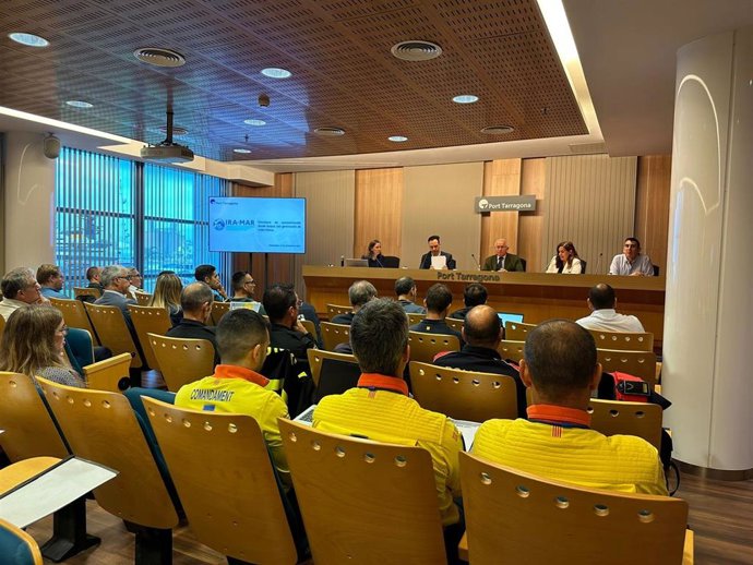 El Port de Tarragona realiza un ejercicio de emergencia ante accidentes con Capitanía Marítima
