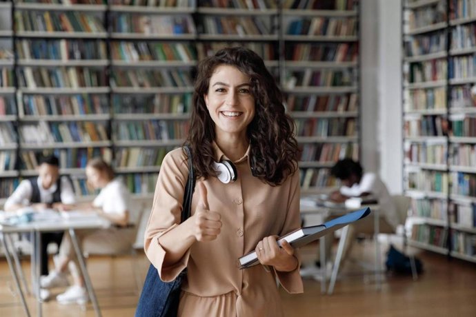 La Editorial UPV cuenta con libros académicos para todas las disciplinas ofertadas en la UPV - Shutterstock