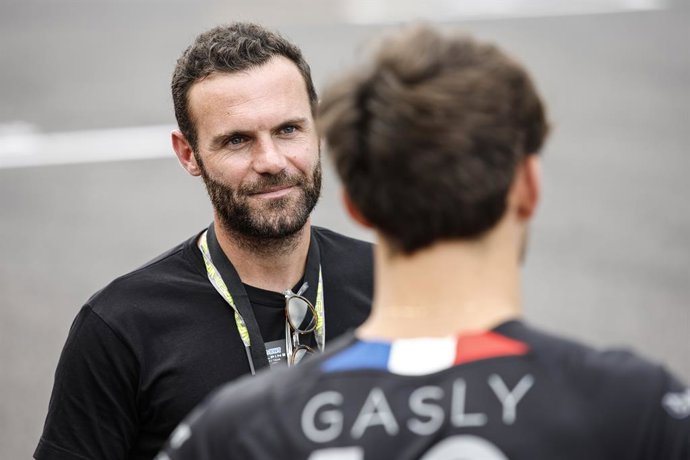 Juan Mata, Vissel Kobe football player during the 2023 Formula 1 Lenovo Japanese Grand Prix, 16th round of the 2023 Formula One World Championship from September 22 to 24, 2023 on the Suzuka International Racing Course, in Suzuka - Photo Xavi Bonilla / 