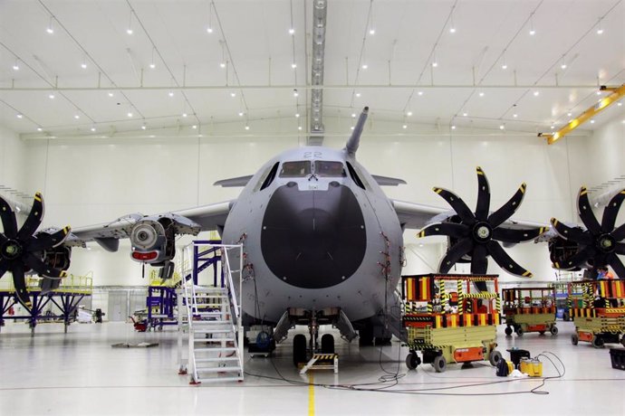 Archivo - Un A-400M en las instalaciones de la Maestranza Aérea de Sevilla 