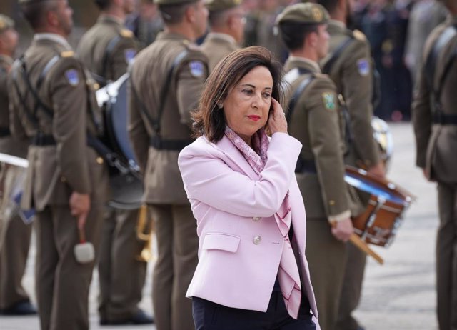 La ministra de Defensa, Margarita Robles, durante el acto de inauguración de la reunión de los Jefes de Estado Mayor de la Defensa la UE en la Plaza de España. A 17 de octubre de 2023, en Sevilla (Andalucía, España).