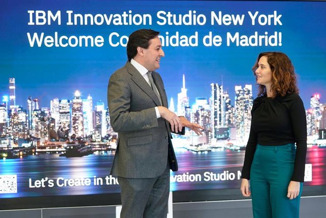 LA PRESIDENTA, ISABEL DÍAZ AYUSO, SE REÚNE CON EL VICEPRESIDENTE MUNDIAL DE IBM, DARÍO GIL