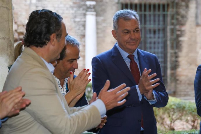 Reunión del Comité Europeo de Shell en el Real Alcázar