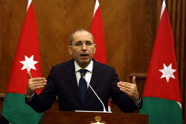 Archivo - El ministro de Exteriores de Jordania, Ayman Safadi
