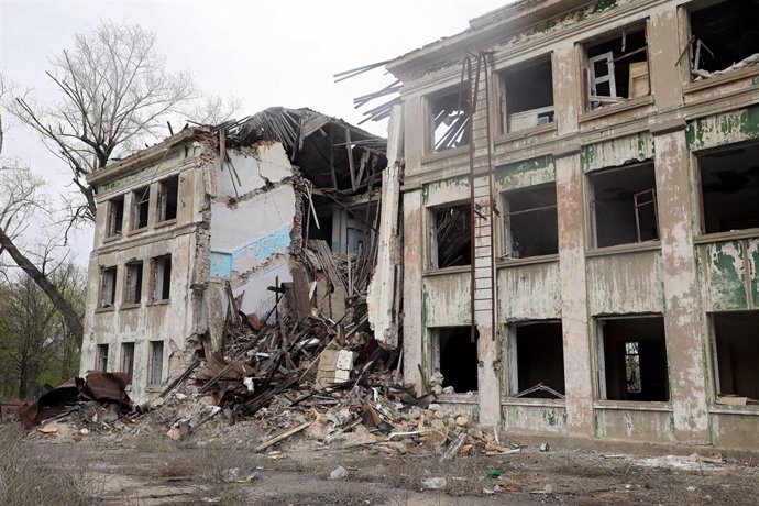 Archivo - Imagen de archivo de un ataque contra un edificio de Donetsk.