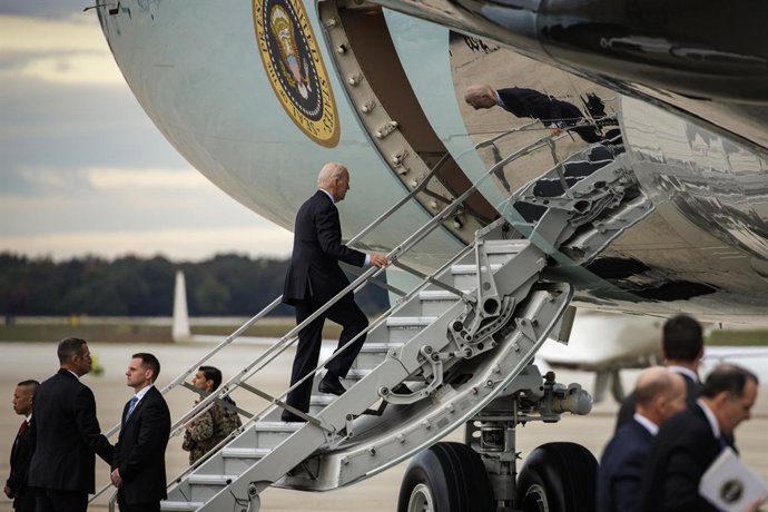 October 17, 2023, Camp Springs, Maryland, USA: United States President Joe Biden boards Air Force One on October 17, 2023 at Joint Base Andrews, Maryland. The President is traveling to Israel for continued negotiations after war broke out following a se
