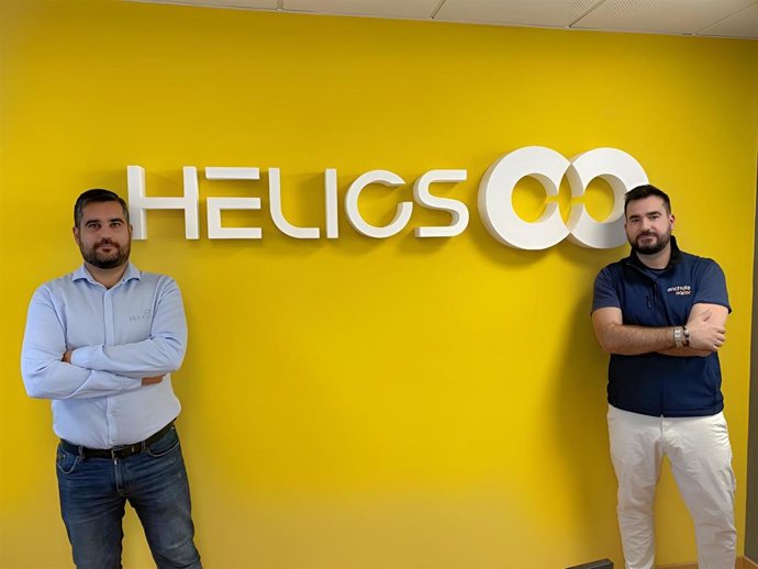 (Desde Izda.) Javier Pérez Y Antonio Gómez, Cofundadores De Helios Energía.