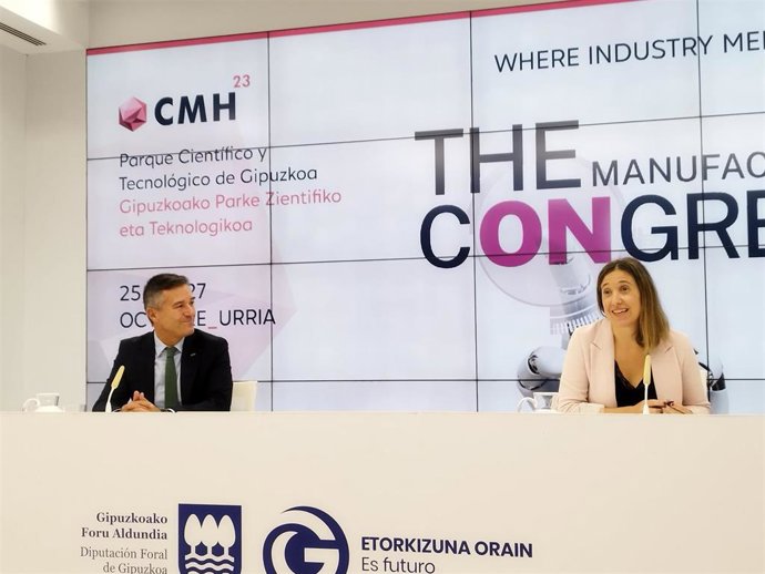 Ortueta e Insausti en la presentación del Congreso.