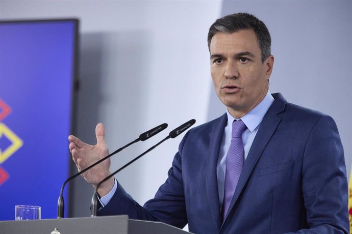 Archivo - El presidente del Gobierno de España , Pedro Sánchez, comparece tras la reunión del Consejo de Ministros Extraordinario, en el Palacio de la Moncloa, a 22 de junio de 2022, en Madrid (España). El Gobierno ha anunciado la aprobación de un decre