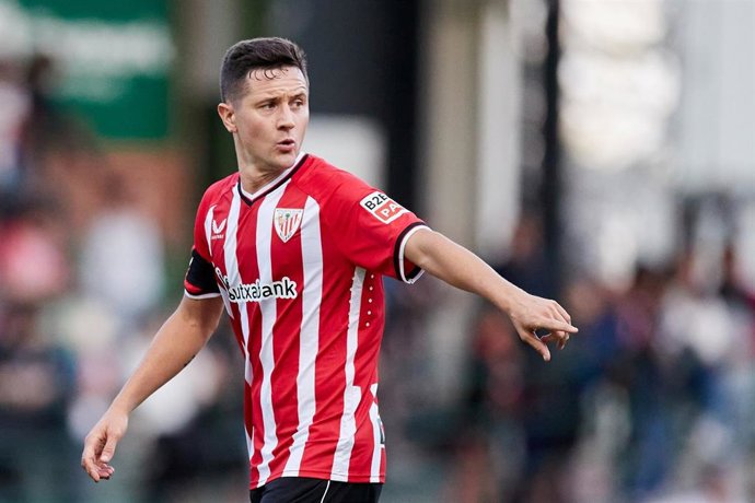 Archivo - Ander Herrera durante un partido con el Athletic Club.