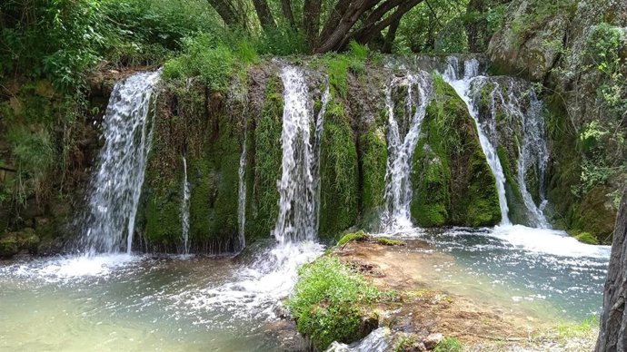 Archivo - Vista desde la senda fluvial de Alcalá de la Selva.
