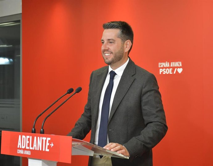 El portavoz del PSOE, Javier García