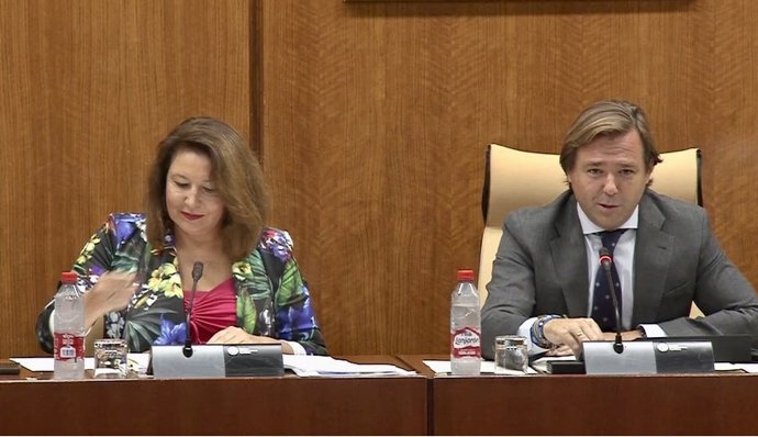 La consejera de Pesca de la Junta de Andalucía, Carmen Crespo, ha puesto en valor en la Comisión de Agricultura, Pesca, Agua y Desarrollo Rural del Parlamento de Andalucía.