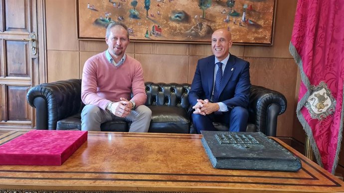 Jorge Pérez (i), junto a José Antonio Diez.