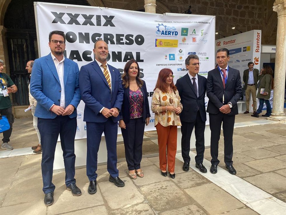 Las autoridades presentes en la inauguración del 39 Congreso Nacional de Riegos que se celebra en Úbeda.