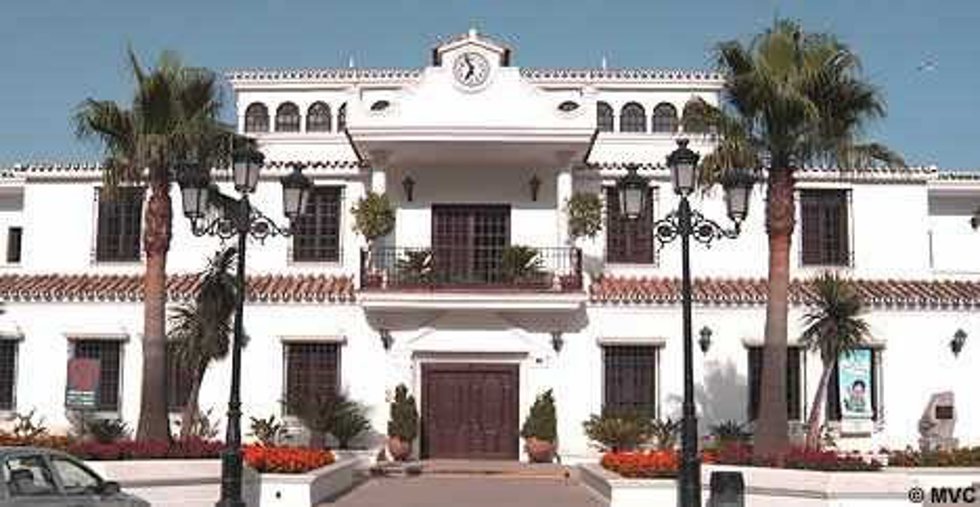Archivo - Fachada del Ayuntamiento de Mijas en una imagen de archivo 