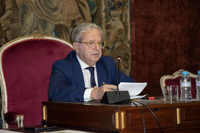 El presidente de la Diputación de Córdoba, Salvador Fuentes, durante el Pleno de octubre.