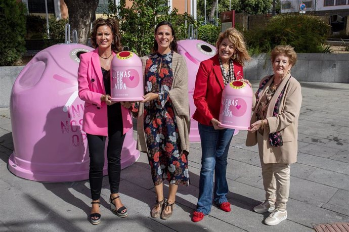 Presentación de la campaña solidaria 'Recicla Vidrio por ellas'.