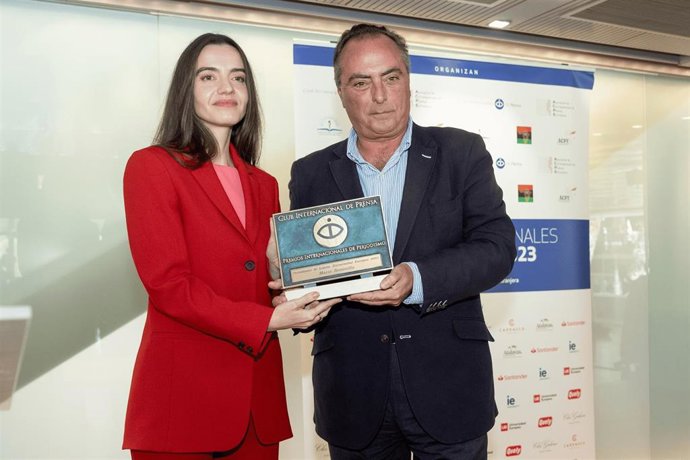 La corresponsal de guerra María Senovilla, galardonada con el Premio Periodismo al Límite