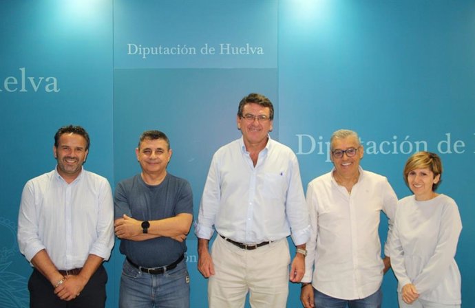 Vox se reúne representantes silvestristas de la Federación Andaluza de Caza (FAC) en Huelva.