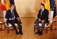 El 18,7% de votantes de Vox del 23J piensa pasarse al PP y el 11% de los de Sumar se iría al PSOE, según el CIS