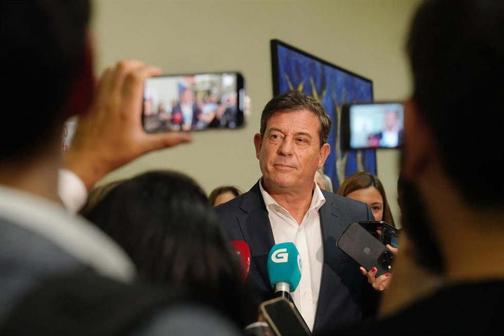 El diputado del PSOE, Xosé Ramón Gómez Besteiro, anuncia su candidatura a las primarias del PSdeG para elegir el candidato a la Xunta, a 9 de octubre de 2023, en Santiago de Compostela, A Coruña, Galicia (España). El socialista José Ramón Gómez Besteiro