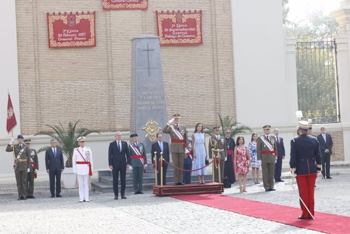 Acto de jura de bandera de la Princesa Leonor