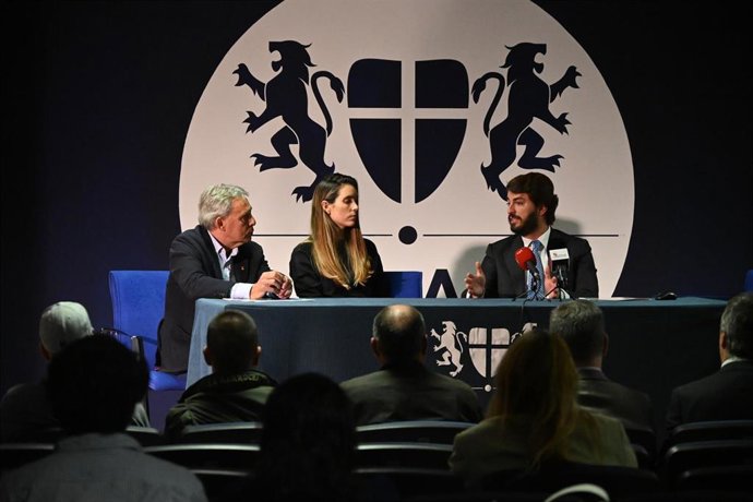 El vicepresidente de la Junta, Juan García-Gallardo, durante su intervención en las II Jornadas sobre Maternidad y Deporte organizadas por el Comité Olímpico Español (COE) en Segovia