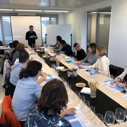 Una de las formaciones que el sector turístico de la provincia de Tarragona ofrece a sus trabajadores