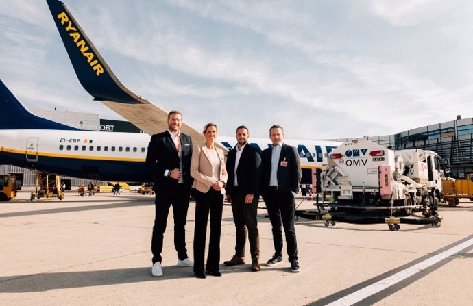 Ryanair compra 500 toneladas de SAF a OMV para alcanzar sus objetivos de sostenibilidad.