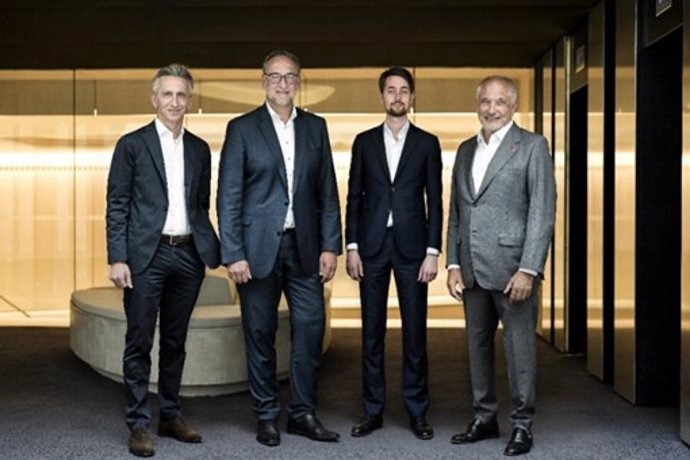 Los ejecutivos de Silian Partners, de izquierda a derecha: Christophe Duvern, Dr. Helmut Gassel, Thomas Pebay-Peyroula y Paul Boudre.